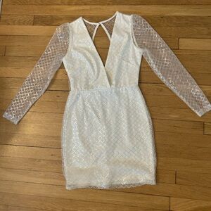 Selfie Leslie Juno Plunging Neckline Sequin Mini Dress White